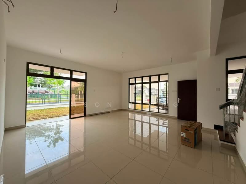 Rumah Teres 2 Tingkat untuk Disewa di Mutiara Rini (Skudai) - Anson Hiong - Living Room - PropertyGuru.com.my