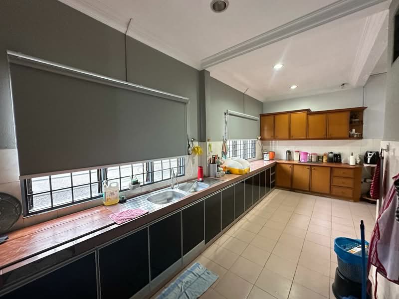 2-storey Terraced House for Sale in Taman Bertam Jaya (Cheng) - CHIN FN - Kitchen - PropertyGuru.com.my