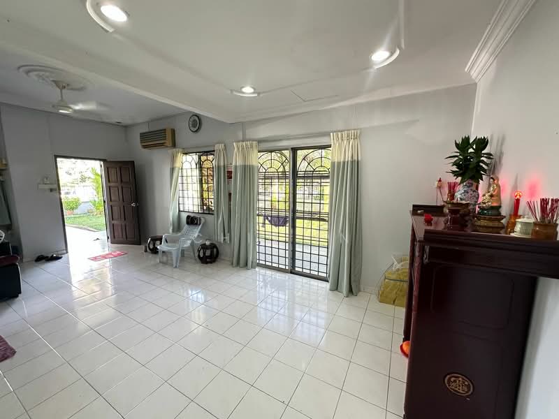 2-storey Terraced House for Sale in Taman Bertam Jaya (Cheng) - CHIN FN - Living Room - PropertyGuru.com.my