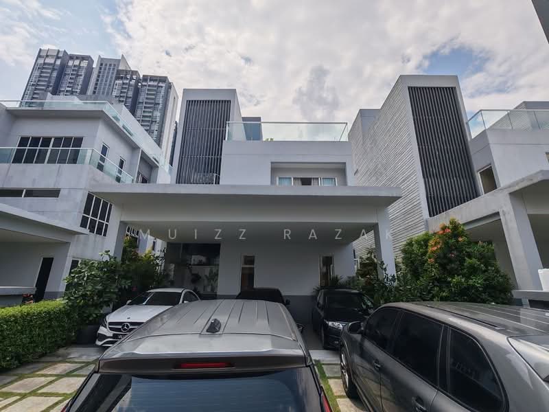 Banglo Lot Kosong untuk Dijual di Lakefront Villa (Cyberjaya) - Muizz Razak - PropertyGuru.com.my