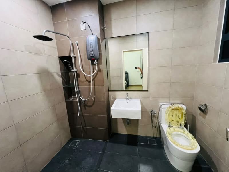 2-storey Terraced House for Sale in Kota Emerald (Rawang) - David Lee - Bathroom - PropertyGuru.com.my