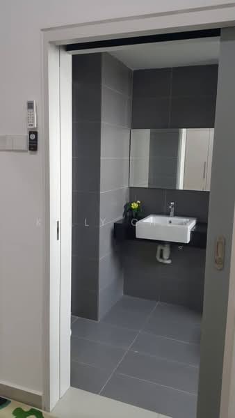 Servis Apartment untuk Disewa di Tropez Residences - Kelly Chen - Bathroom - PropertyGuru.com.my