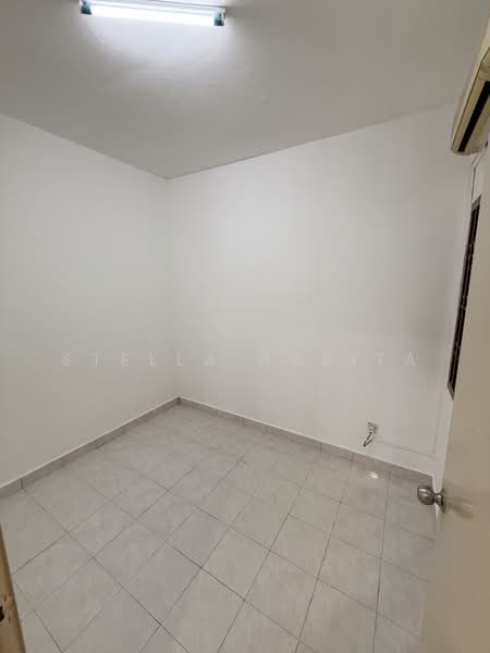 Apartment for Sale at Bayu Puteri 2 - Stella Narita - Interior - PropertyGuru.com.my