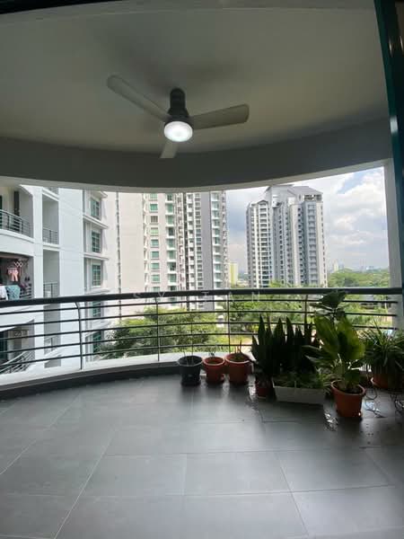 Kondominium untuk Disewa di The Straits View Condominium - SY Tan - Balcony - PropertyGuru.com.my