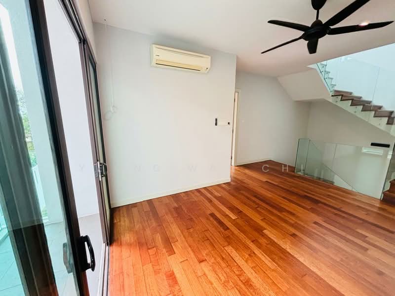 Semi-Detached House for Sale in Puchong (Selangor) - Yeong Wan Chi - Living Room - PropertyGuru.com.my
