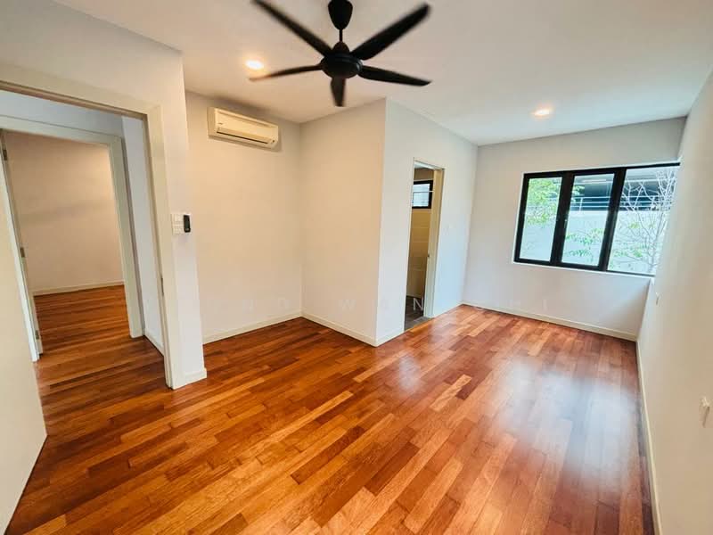Semi-Detached House for Sale in Puchong (Selangor) - Yeong Wan Chi - Bedroom - PropertyGuru.com.my