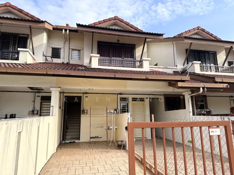 Rumah Bandar untuk Dijual di Balakong (Selangor) - Karen Tang - Exterior - PropertyGuru.com.my