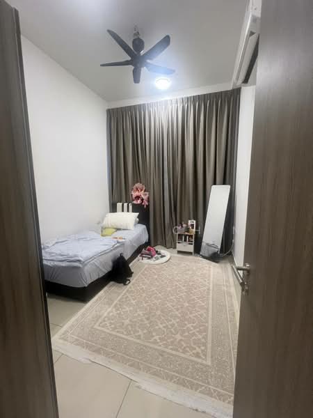 Servis Apartment untuk Disewa di Twin Tower Residence - Kelly Chen - Bedroom - PropertyGuru.com.my
