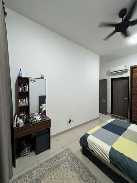Servis Apartment untuk Disewa di Twin Tower Residence - Kelly Chen - Bedroom - PropertyGuru.com.my
