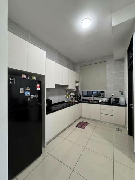 Servis Apartment untuk Disewa di Twin Tower Residence - Kelly Chen - Kitchen - PropertyGuru.com.my