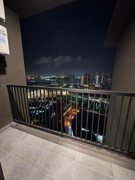 Servis Apartment untuk Disewa di Twin Tower Residence - Kelly Chen - Balcony - PropertyGuru.com.my