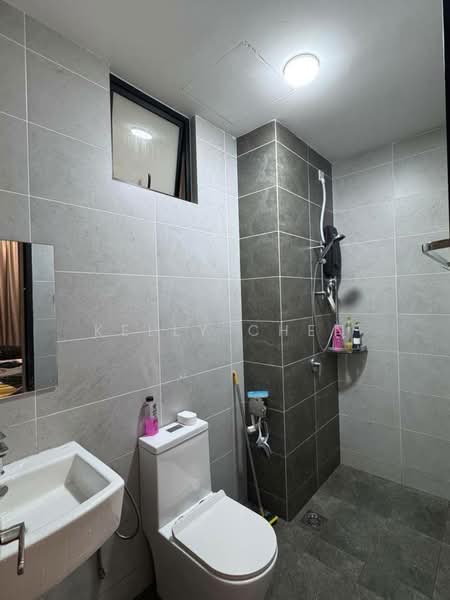Servis Apartment untuk Disewa di Twin Tower Residence - Kelly Chen - Bathroom - PropertyGuru.com.my