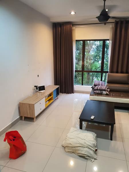 Rumah Bandar untuk Dijual di 16 Sierra (Puchong) - Yeong Wan Chi - Living Room - PropertyGuru.com.my