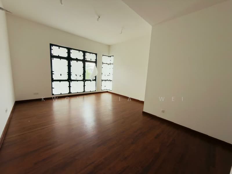 Semi-Detached House for Sale in Sungai Buloh (Selangor) - Kwong Xiao Wei - Living Room - PropertyGuru.com.my