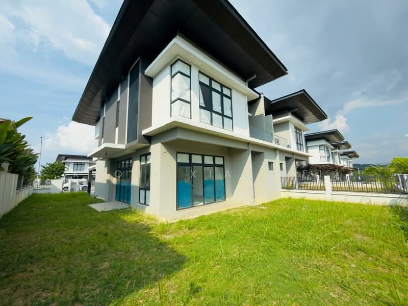Semi-Detached House for Sale in Sungai Buloh (Selangor) - Kwong Xiao Wei - Exterior - PropertyGuru.com.my
