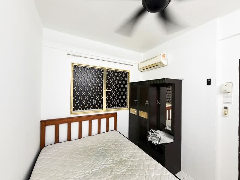 Pangsapuri untuk Disewa di Symphony Park - Jerry Tan - Bedroom - PropertyGuru.com.my