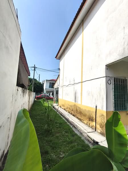 2-storey Terraced House for Sale in Shah Alam (Selangor) - Saran SK - Exterior - PropertyGuru.com.my