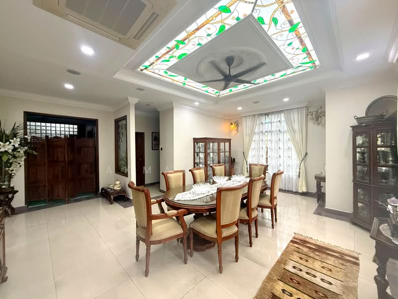 Rumah Banglo untuk Dijual di Kota Damansara (Selangor) - Akmal Adam - Dining Room - PropertyGuru.com.my