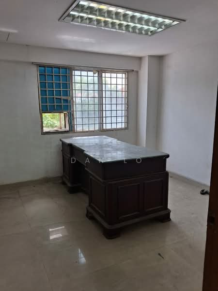 Pejabat untuk Dijual di Batu Caves (Selangor) - Dan Lo - Study - PropertyGuru.com.my