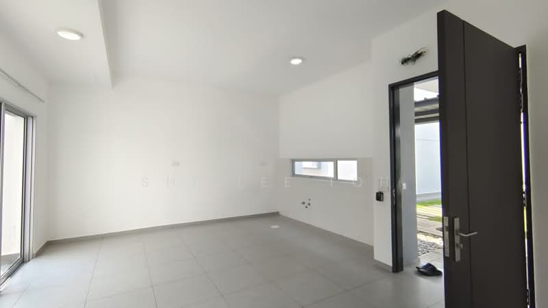 Rumah Teres 2 Tingkat untuk Disewa di Beranang (Selangor) - Shirlee Toh - Entrance - PropertyGuru.com.my