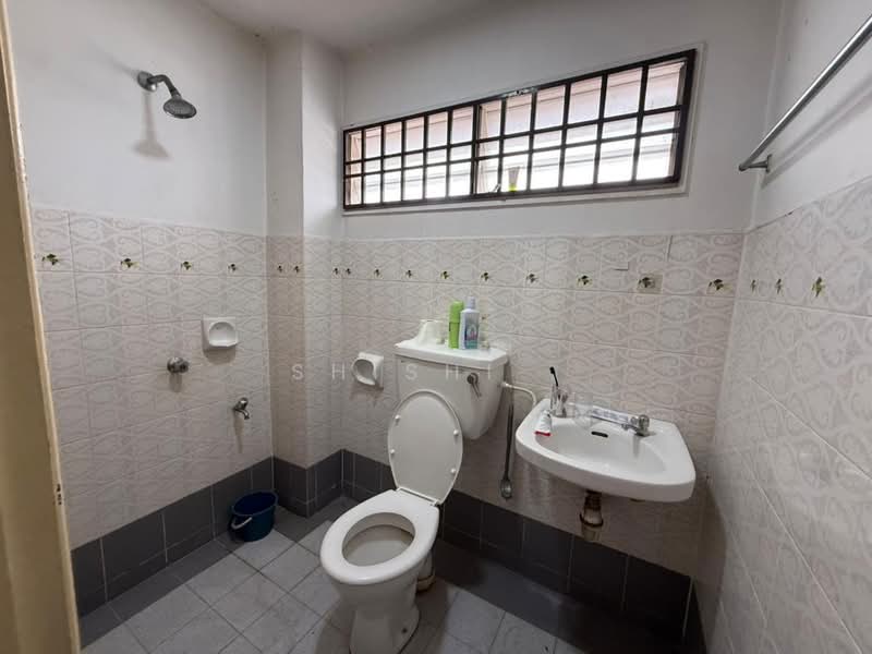 2-storey Terraced House for Sale in Bandar Indahpura (Kulai) - Shishi . - PropertyGuru.com.my