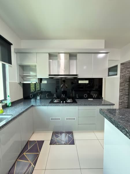 Kondominium untuk Disewa di Pavilion Resort - Dylan Low - Kitchen - PropertyGuru.com.my