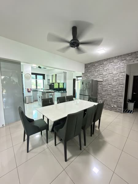 Kondominium untuk Disewa di Pavilion Resort - Dylan Low - Dining Room - PropertyGuru.com.my
