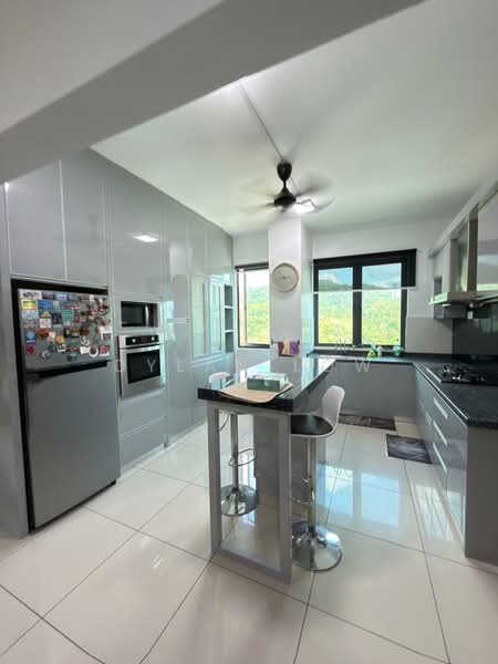 Kondominium untuk Disewa di Pavilion Resort - Dylan Low - Kitchen - PropertyGuru.com.my