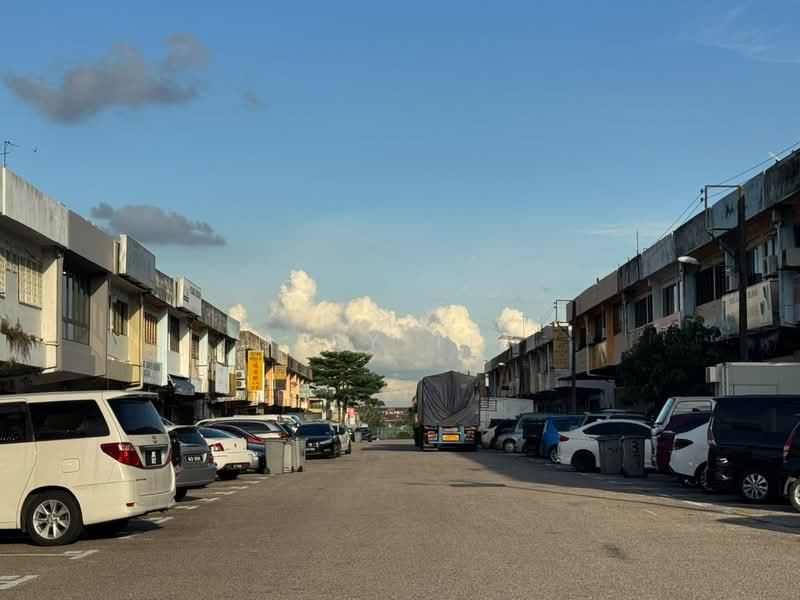 Shop / Office for Rent in Taman Johor Jaya (Johor Bahru) - Jesy Tey - Exterior - PropertyGuru.com.my