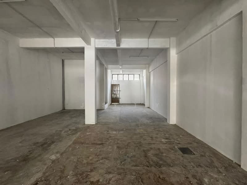 Shop / Office for Rent in Taman Johor Jaya (Johor Bahru) - Jesy Tey - Interior - PropertyGuru.com.my