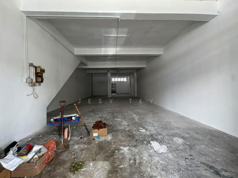 Shop / Office for Rent in Taman Johor Jaya (Johor Bahru) - Jesy Tey - Interior - PropertyGuru.com.my