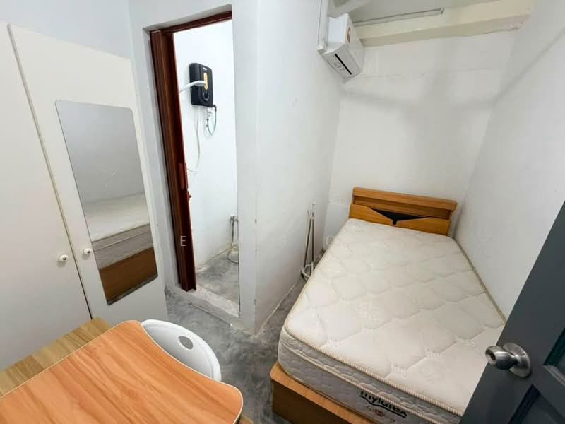 2-storey Terraced House for Sale in Taman Abad (Johor Bahru) - Eva Siow - Bedroom - PropertyGuru.com.my