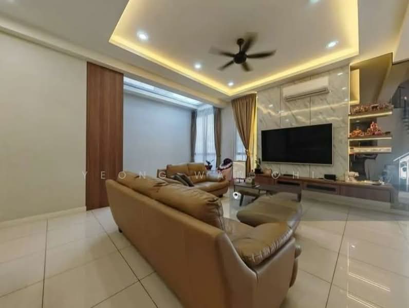 Rumah Teres 3-Tingkat untuk Dijual di 16 Sierra (Puchong) - Yeong Wan Chi - Living Room - PropertyGuru.com.my
