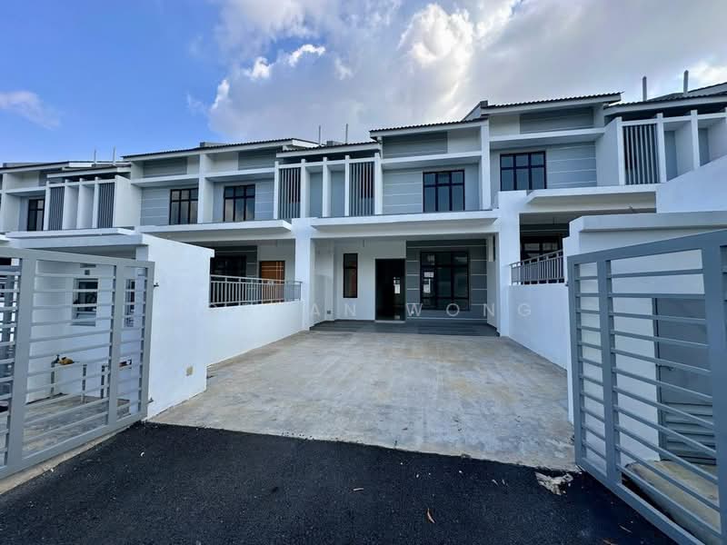 2-storey Terraced House for Sale in Johor Bahru (Johor) - Jordan Wong - Exterior - PropertyGuru.com.my