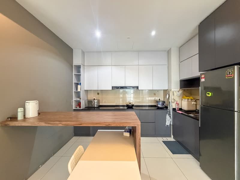 Kediaman Servis untuk Disewa di Tropicana Gardens - Dixon Loh - Kitchen - PropertyGuru.com.my