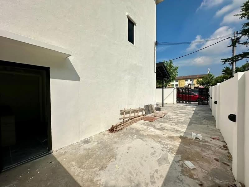 3-storey Terraced House for Sale in Taman Megah Ria (Masai) - Jordan Wong - Exterior - PropertyGuru.com.my