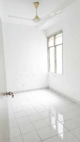 Pangsapuri untuk Disewa di Pangsapuri Lagoon Perdana - Max Low - Interior - PropertyGuru.com.my