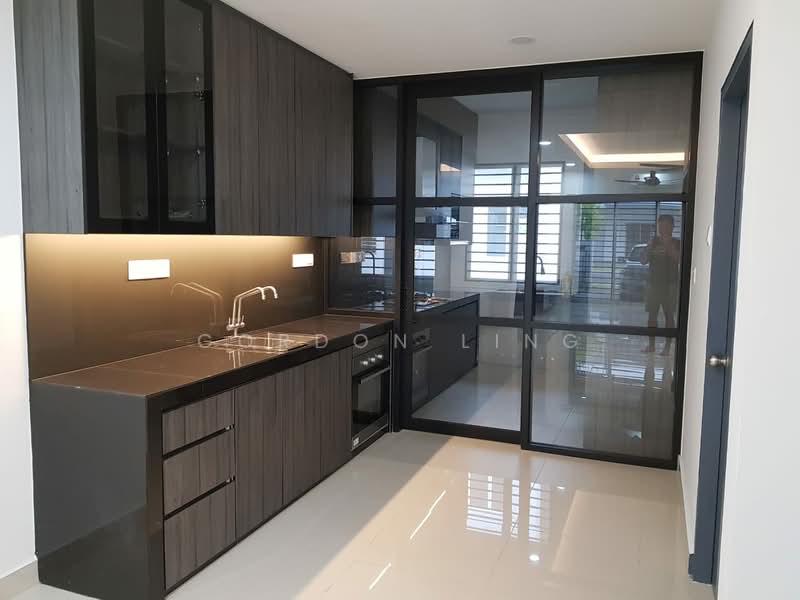 2-storey Terraced House for Rent in Dengkil (Selangor) - Gordon Ling - Kitchen - PropertyGuru.com.my