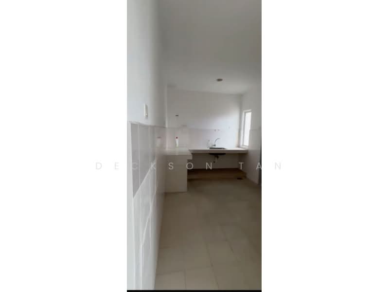 Rumah Bandar untuk Disewa di Petaling Jaya (Selangor) - Deckson Tan - Kitchen - PropertyGuru.com.my