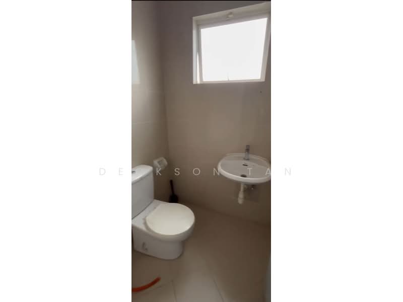 Rumah Bandar untuk Disewa di Petaling Jaya (Selangor) - Deckson Tan - Bathroom - PropertyGuru.com.my