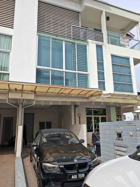 Rumah Bandar untuk Disewa di Petaling Jaya (Selangor) - Deckson Tan - Exterior - PropertyGuru.com.my
