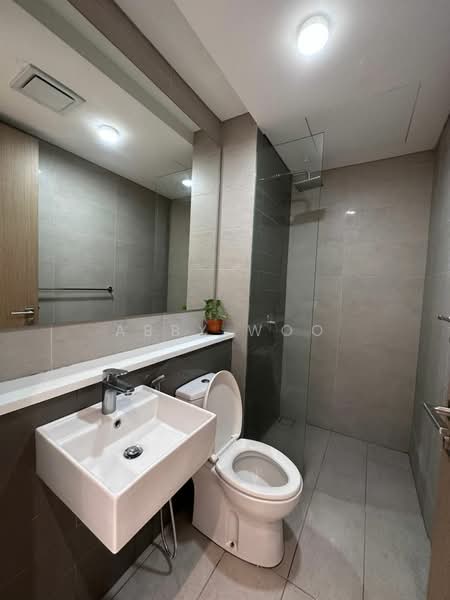 Kediaman Servis untuk Disewa di Cantara Residences - Abby Woo - Bathroom - PropertyGuru.com.my