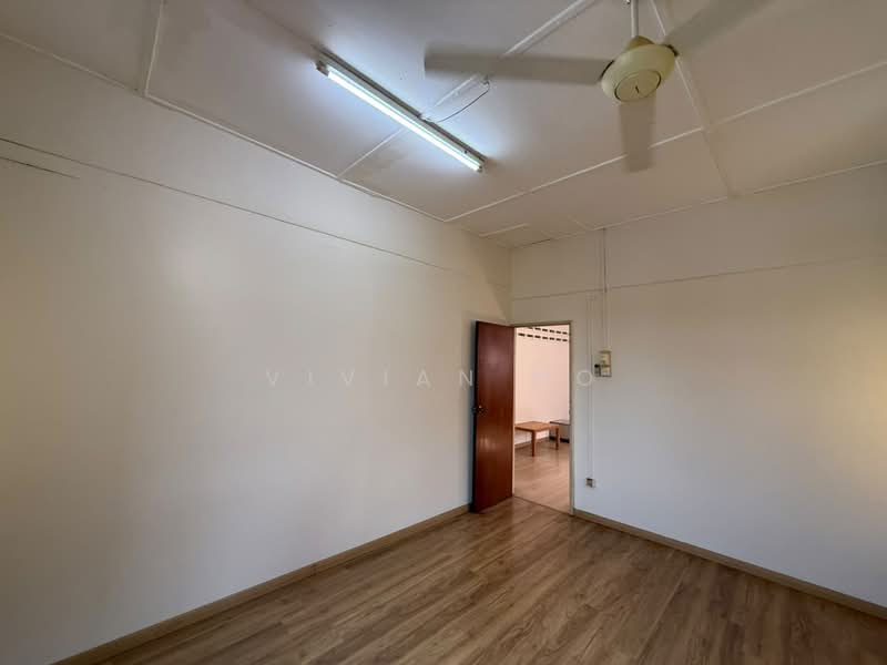 Shop for Rent in Taman Pelangi (Johor Bahru) - Vivian Ho - Interior - PropertyGuru.com.my