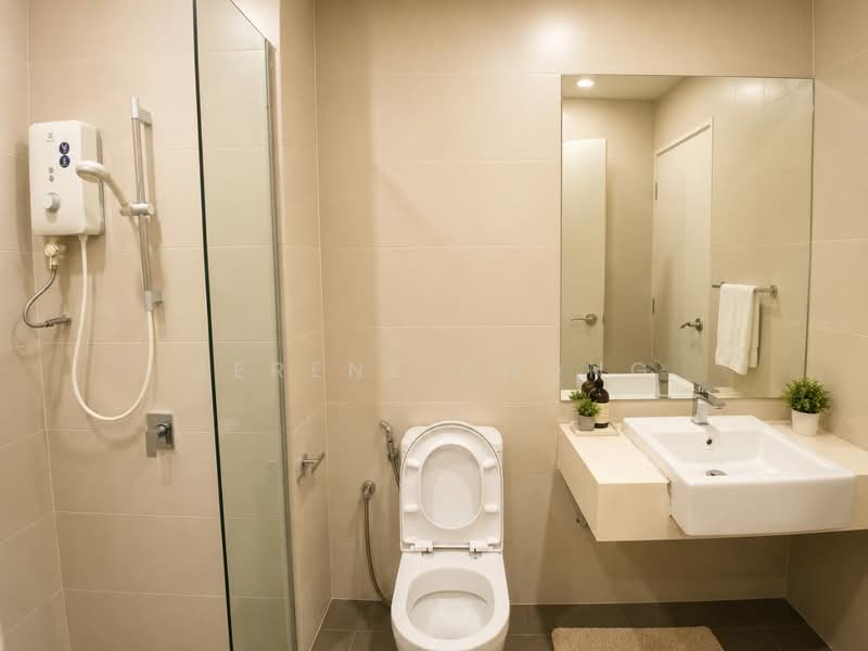 Kediaman Servis untuk Disewa di i-Suite @ i-City - Serene Chong - Bathroom - PropertyGuru.com.my