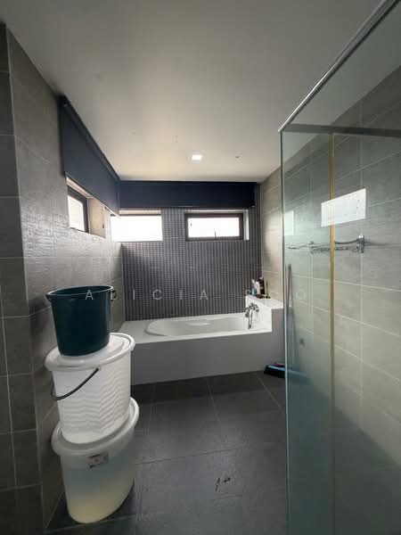 Bungalow House for Sale in Bukit Rahman Putra (Sungai Buloh) - Alicia Soo - Bathroom - PropertyGuru.com.my