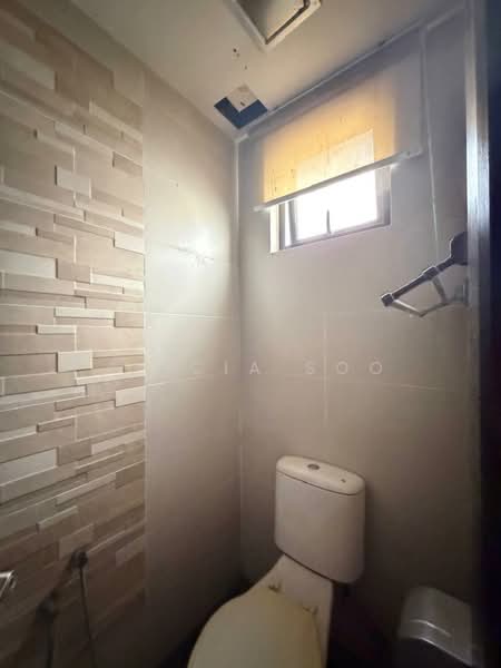 Bungalow House for Sale in Bukit Rahman Putra (Sungai Buloh) - Alicia Soo - Bathroom - PropertyGuru.com.my