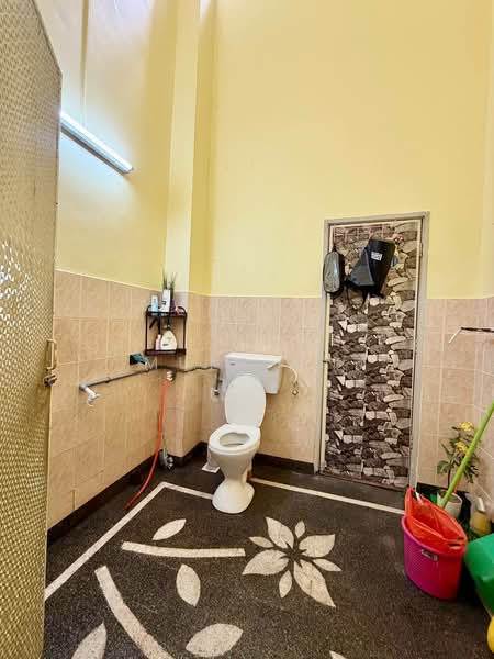Rumah Teres 1-Tingkat untuk Dijual di Bandar Tasik Puteri (Rawang) - Muin Mn - Bathroom - PropertyGuru.com.my