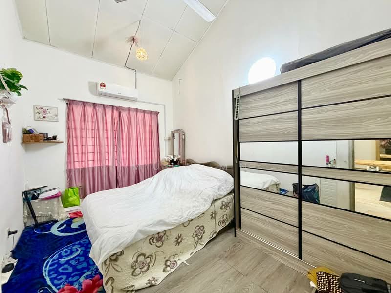 Rumah Teres 1-Tingkat untuk Dijual di Bandar Tasik Puteri (Rawang) - Muin Mn - Bedroom - PropertyGuru.com.my