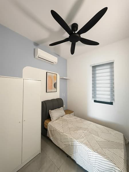 Pangsapuri untuk Disewa di Savana @ Batu Kawan - Elson Dee - Bedroom - PropertyGuru.com.my