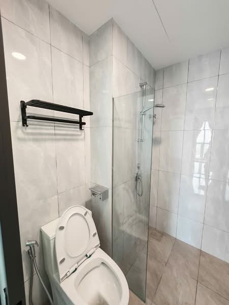 Pangsapuri untuk Disewa di Savana @ Batu Kawan - Elson Dee - Bathroom - PropertyGuru.com.my